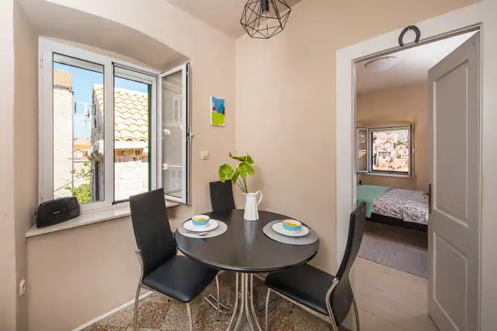 Apartment Image 5